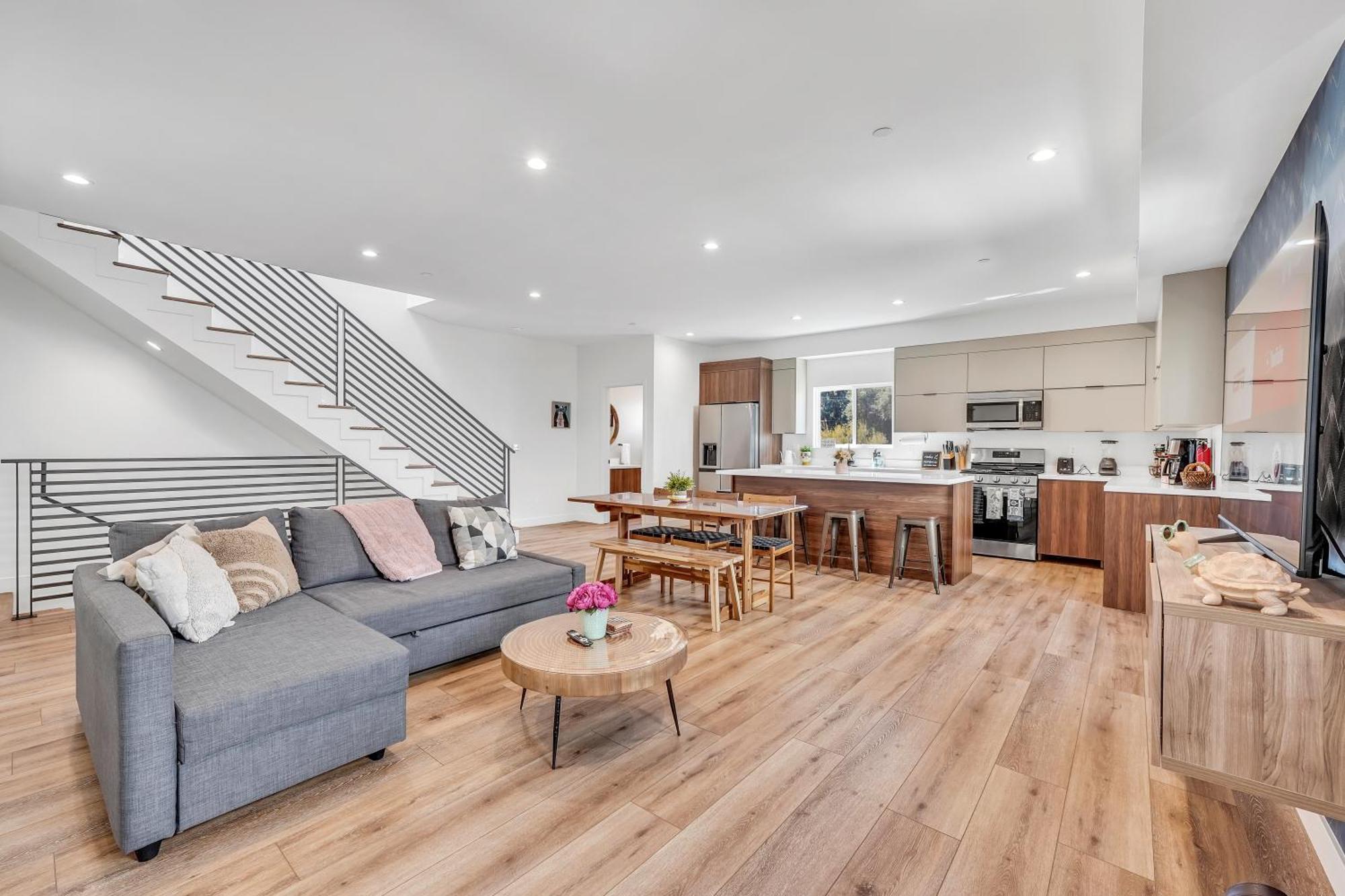 Luxurious Townhome W/3 Master Suites Gated Parking Los Angeles Exterior foto